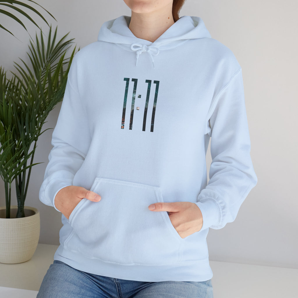 Hope Retro Graphic Hoodie | Oversized Aesthetic & Positive Mental Health Sweatshirt