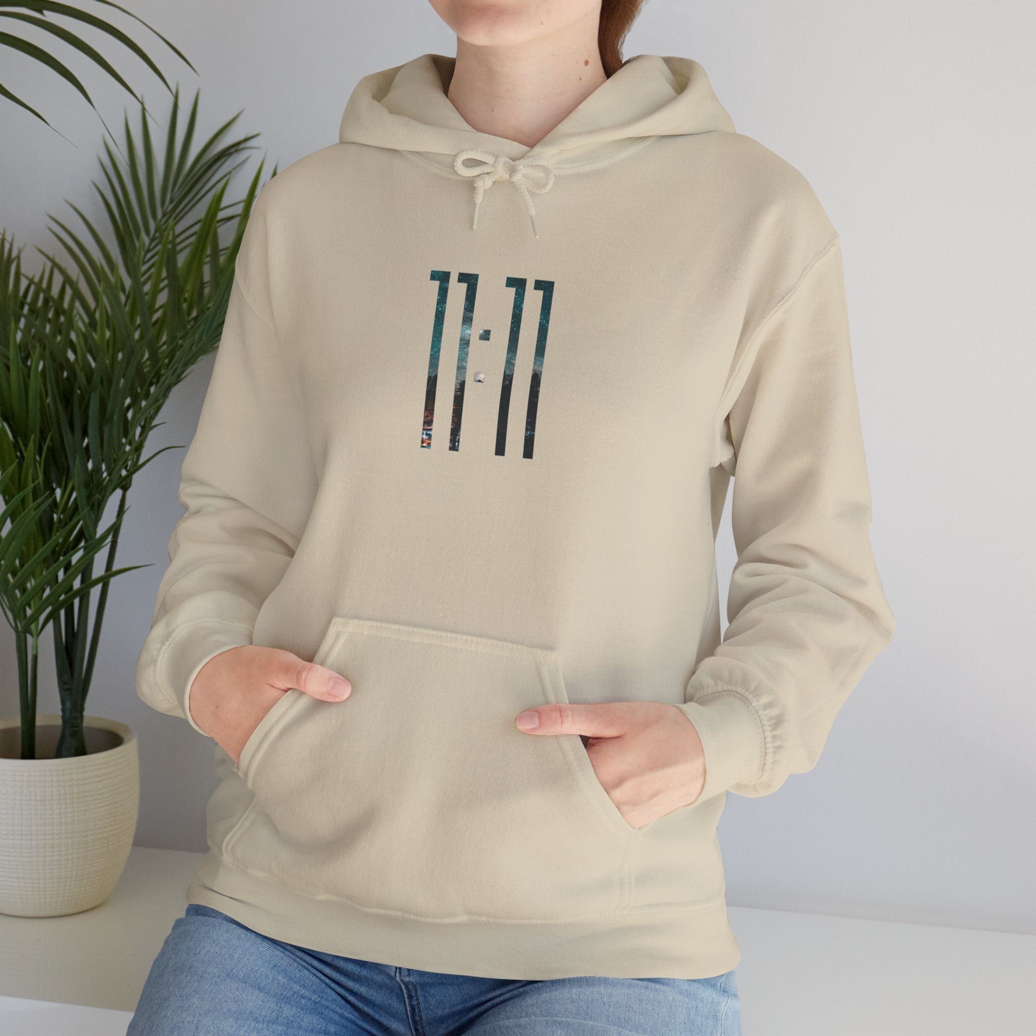 Hope Retro Graphic Hoodie | Oversized Aesthetic & Positive Mental Health Sweatshirt